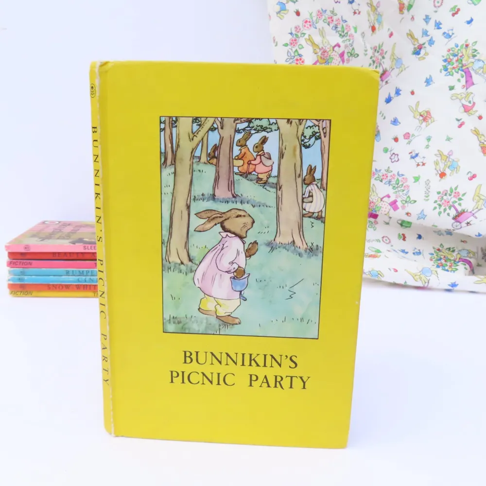 Cottontails Baby Vintage | Vintage Bunnies*VINTAGE Ladybird book - Bunnikin's Picnic Party (1971)