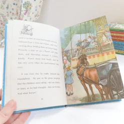 Cottontails Baby Vintage*VINTAGE Ladybird book - The Discontented Pony (c.1971)